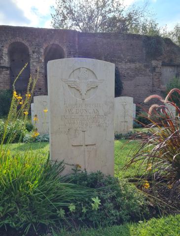 OS Grave of William Duncan