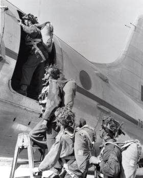 Paratroopers boarding a Hastings