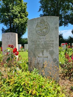 Grave of SSgt WJG Statham GPR