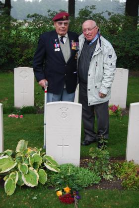 Harold Padfield and Wim van Zanten, Oosterbeek War Cemetry, behind the grave of Cpl Simpson.