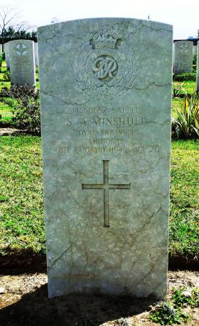 Grave of Spr S A Minshull, Ramleh War Cemetery, 2015.