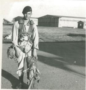 Pte Jeff Schur with LMG kit, 1964