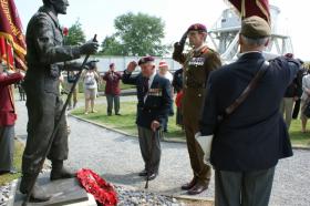 Laurie Wheeden and General Hill CBE at the 71st Anniversary Commemorations in Normandy, 5-7 June 2015.