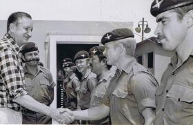 Governor Sir Murray Macclehose meets men from C Coy 1 PARA, Hong Kong, 1980