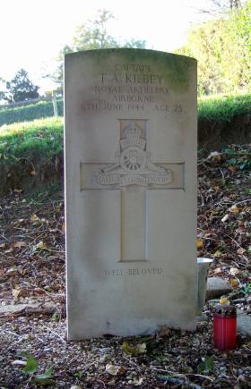Headstone of Capt F Kilbey, Brucourt Churchyard Cemetery, October 2013.