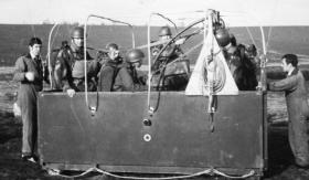 Members of 1 Para Provost Pln RMP (V) in the balloon cage, Hankley Common, undated.