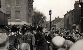 Capt Midwood laying a wreath on behalf of Para veterans, date unknown.