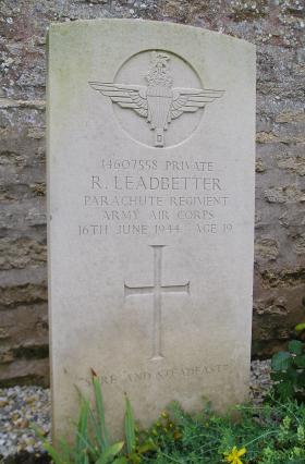 Headstone of Pte Leadbetter, Herouvillette Cemetery, October 2010.