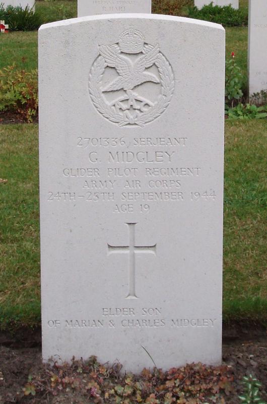 OS Gravestone of G Midgley, Oosterbeek, 2009