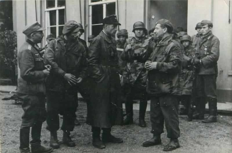 Polish paratroopers being interrogated by Germans. | ParaData