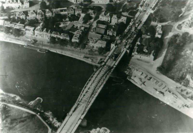 Aerial View Of Arnhem Bridge Showing British Positions ParaData   2008 01 30 12 02 02 