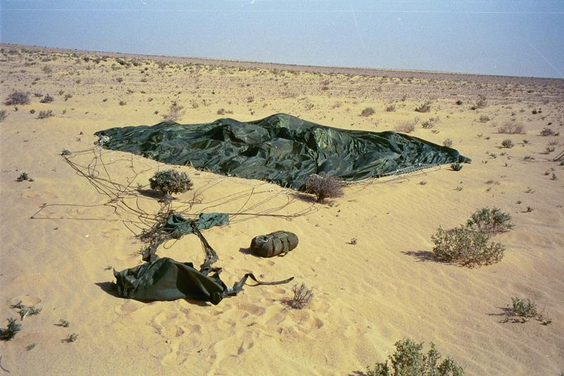 Parachuting equipment after a successful desert descent